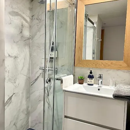 Les Petits Volets 2 Panzió