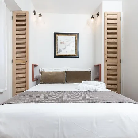 Bed & Breakfast Les Petits Volets 2 A 100m De La